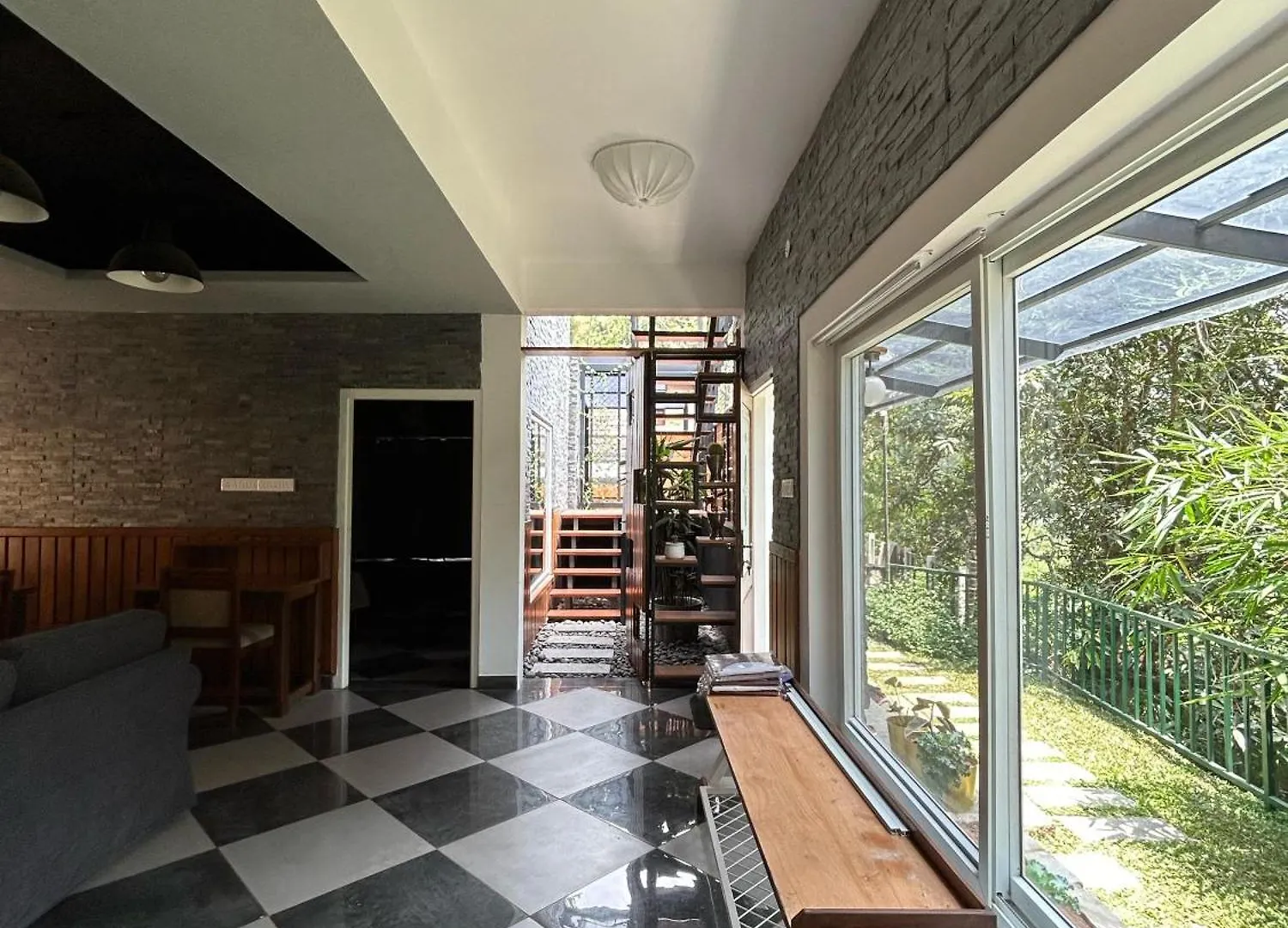 Kayyath Valley Munnar - Luxury Hillside Sanctuary Anachal Homestay