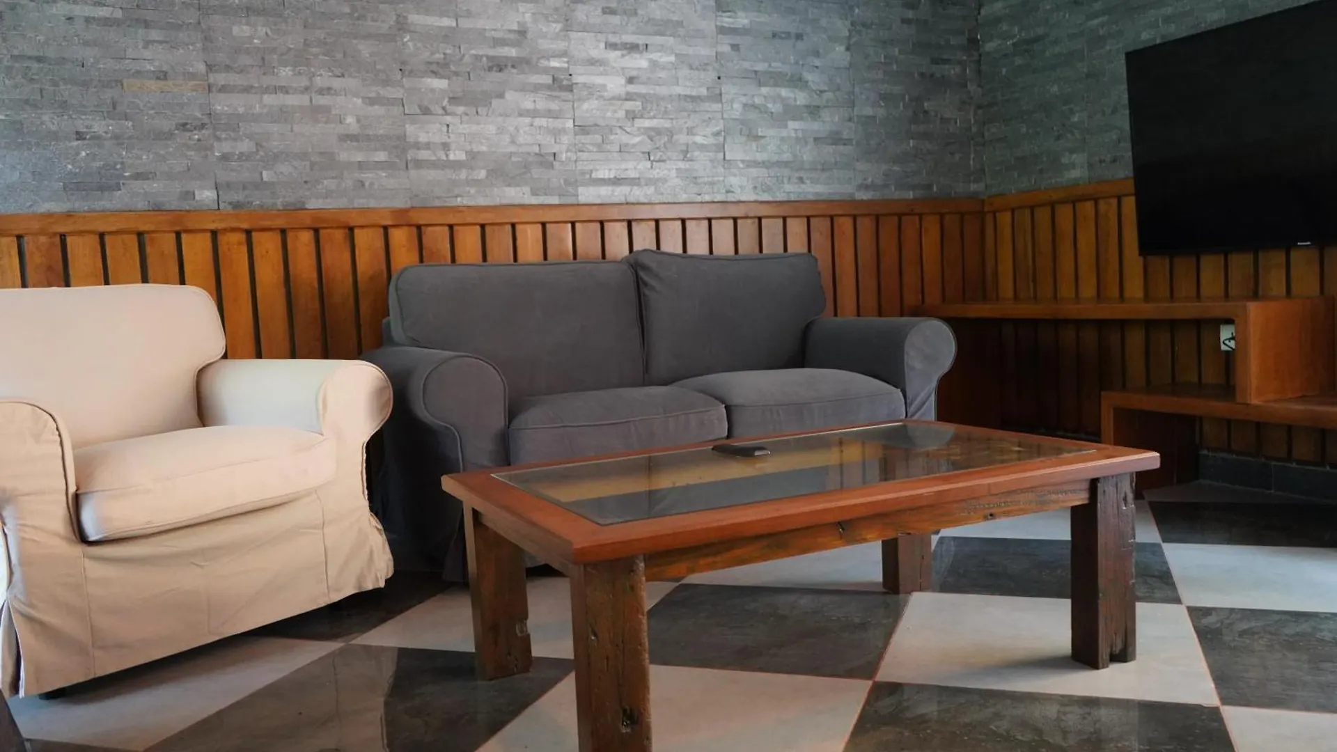 Homestay Kayyath Valley Munnar - Luxury Hillside Sanctuary Anachal India